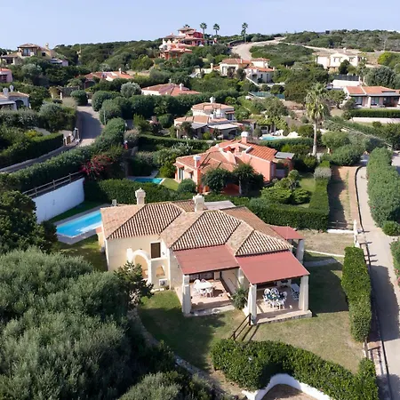 Διαμέρισμα Spacious With Lovely Pool